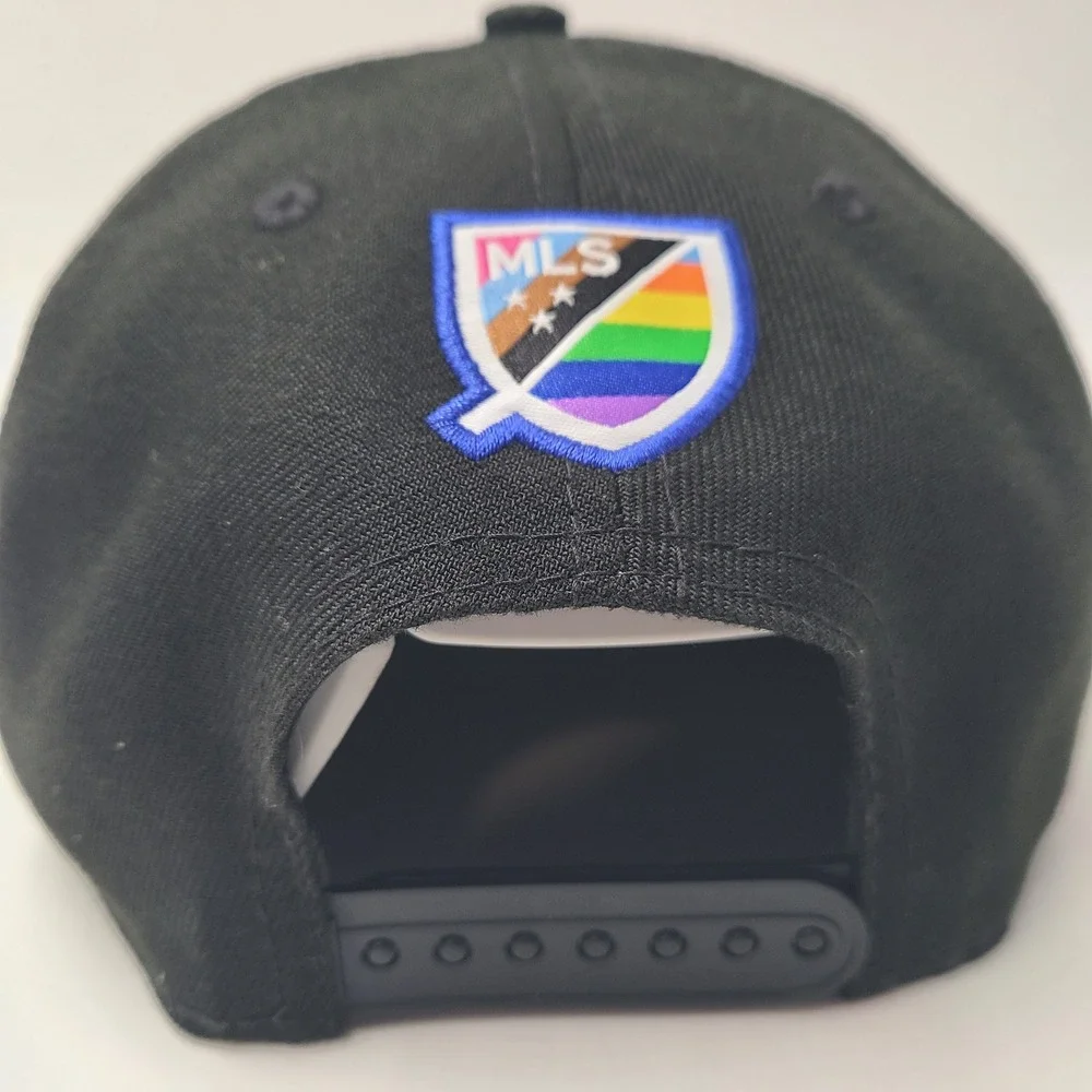 Nashville SC Hat Snapback New Era 9Fifty Black Rainbow MLS Soccer Pride LGBT Men